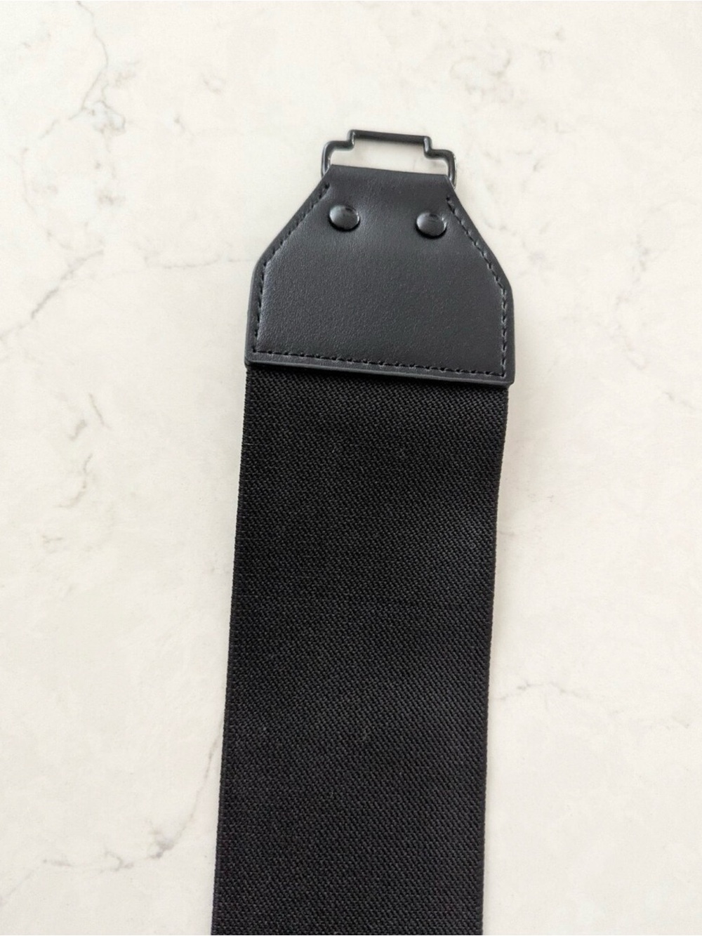 Kurt Geiger Black Elastic Belt with Decorative Jet-black jeweled Eagle Buckle. - Picture 4 of 8